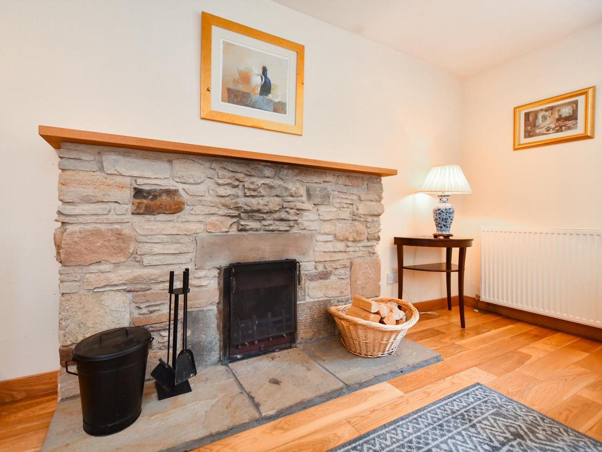 Cloncaird Castle Estate Cottages Maybole Exteriör bild