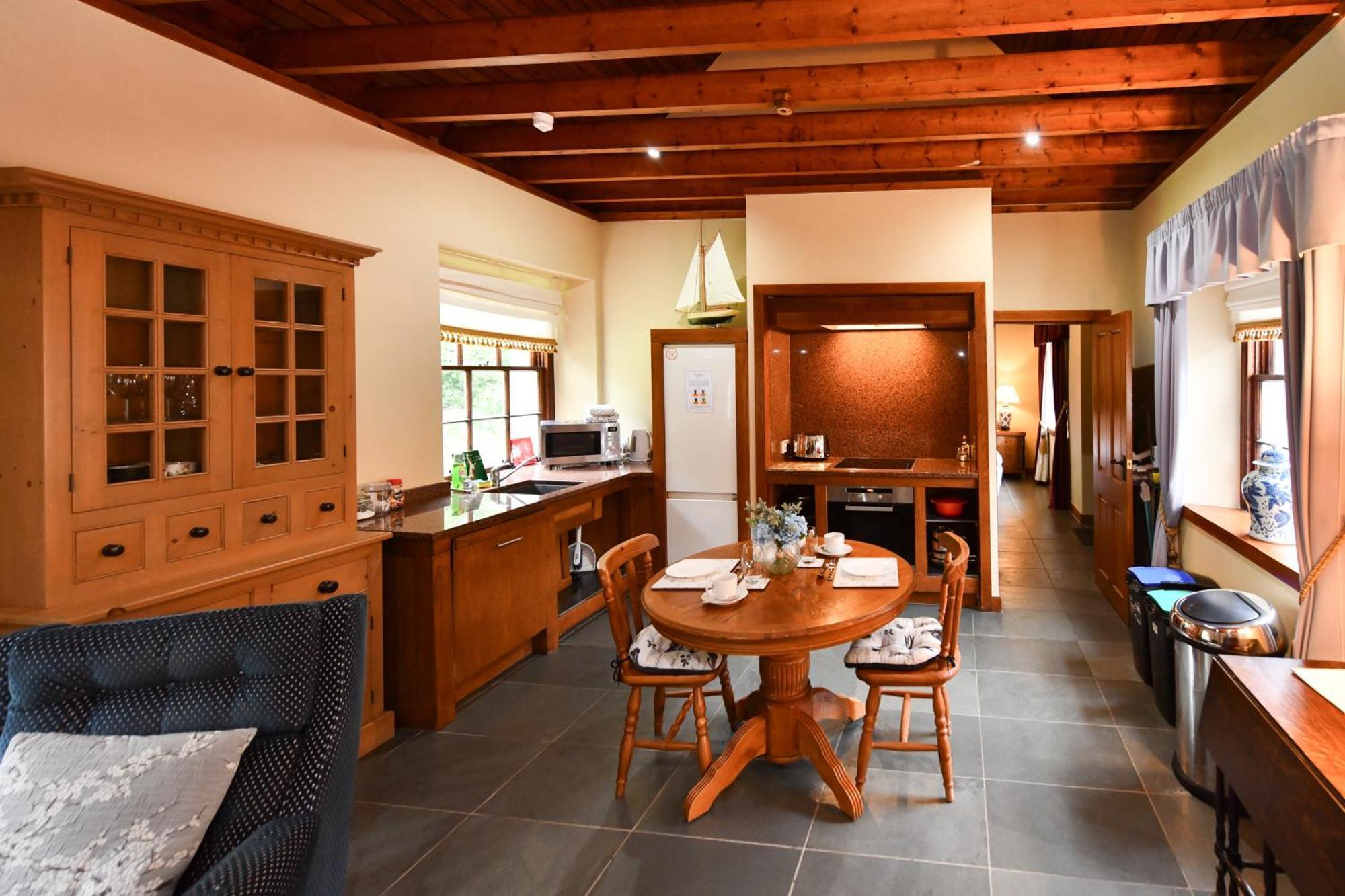 Cloncaird Castle Estate Cottages Maybole Exteriör bild